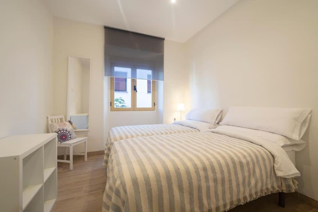 Hogar Del Lirio Apartament Granada
